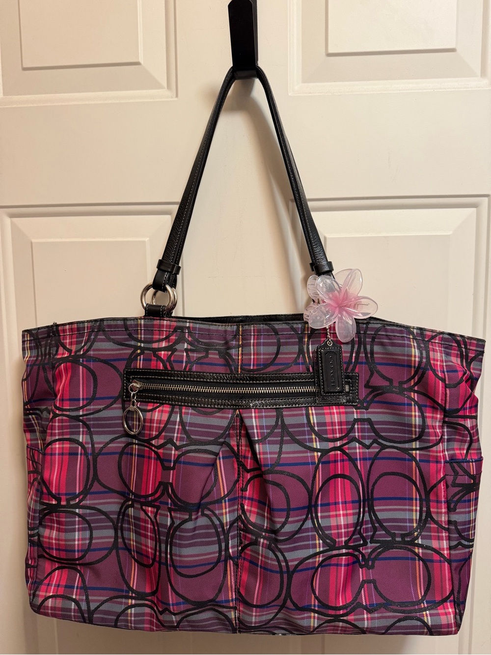 Stylish Pink Plaid Tote Bag
